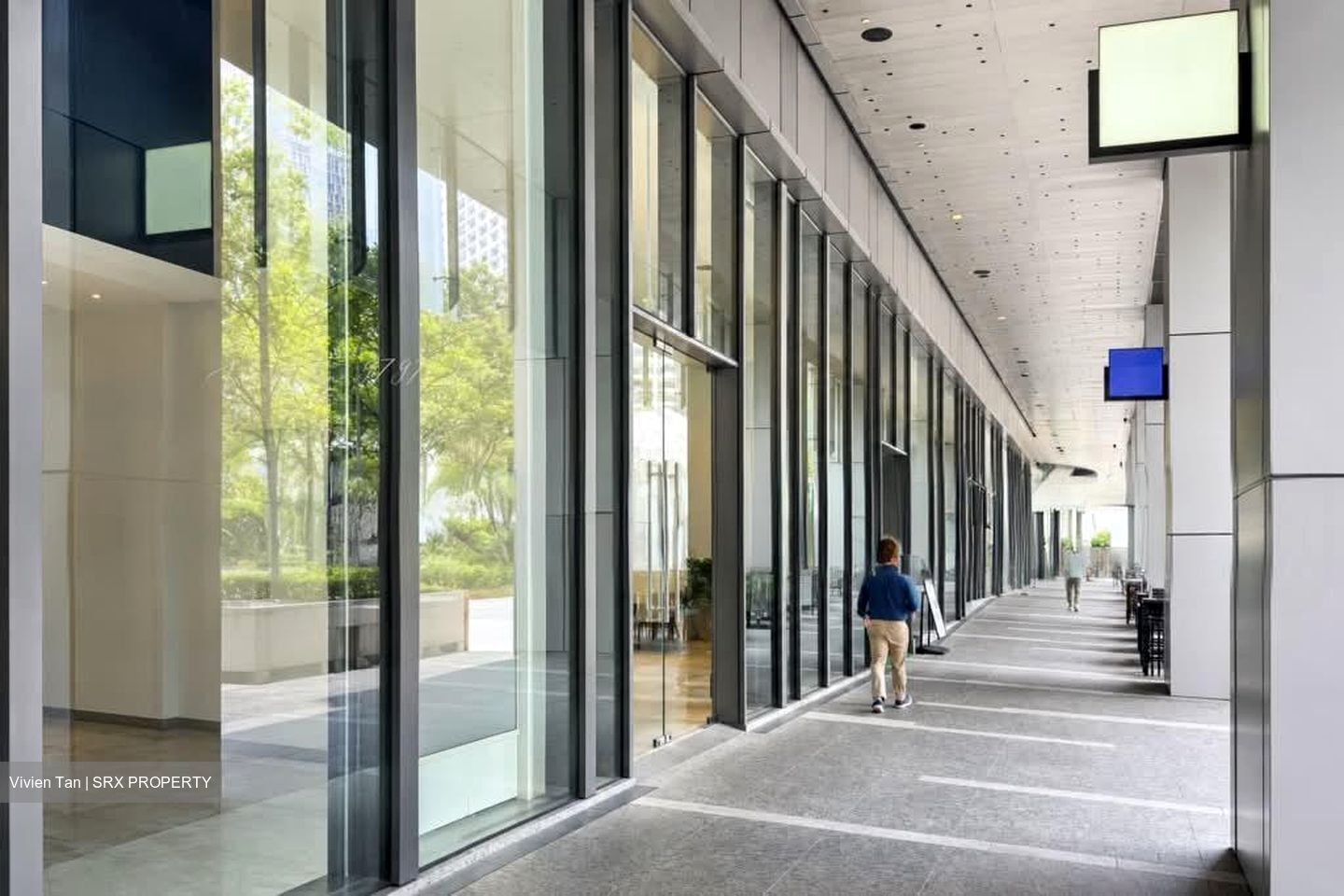 18 ROBINSON (D1), Retail #572591081
